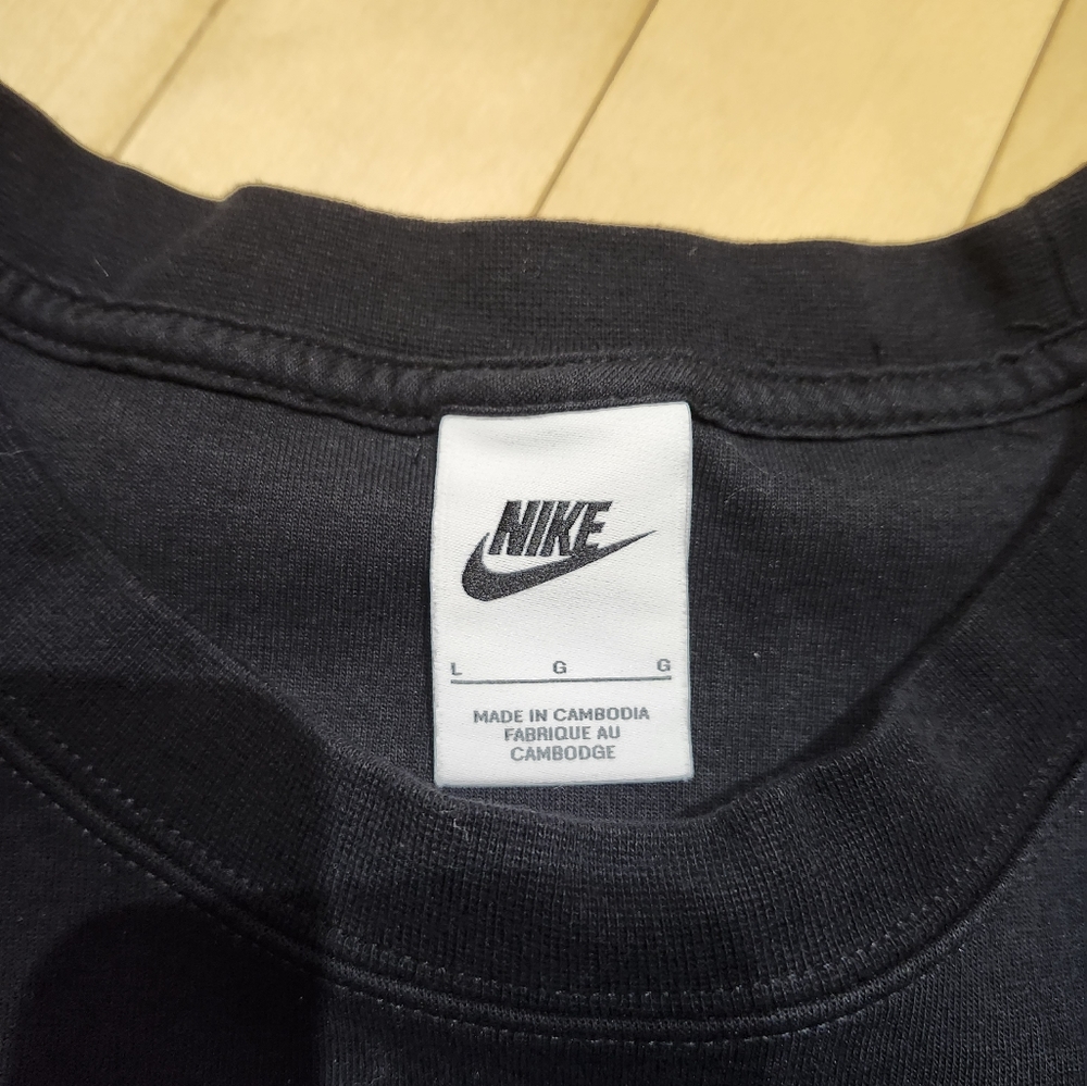 Nike sweatshirt - Picture 3 of 6
